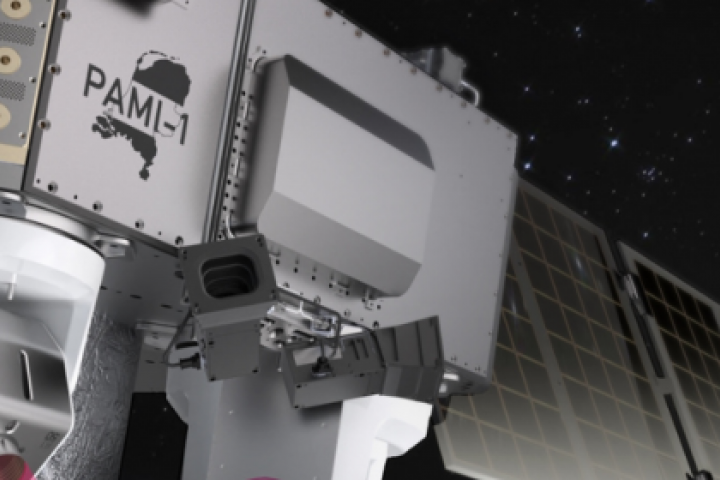 Defensie bezoekt Cosine in het kader van satelliet PAMI-1